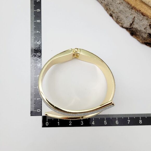 Brand New Gold Tone Matte Silver Bangle Bracelet - Picture 10 of 11